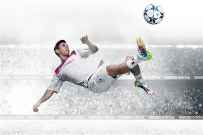 Strong fourth quarter lifts adidas 2013 results