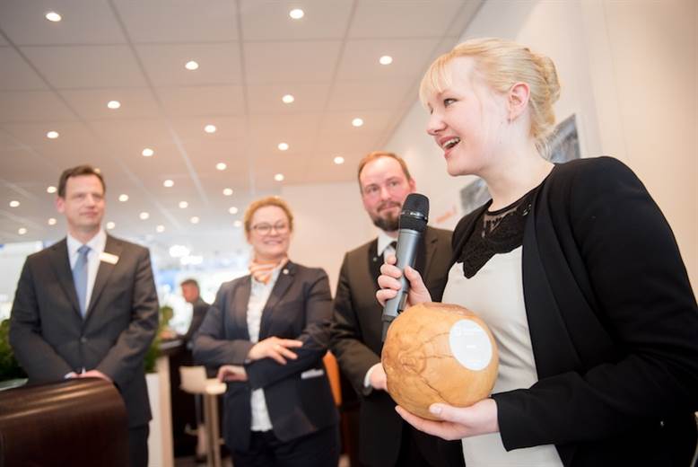 Qmilk wins “environmental Oscar”                                                                                                                                                                        