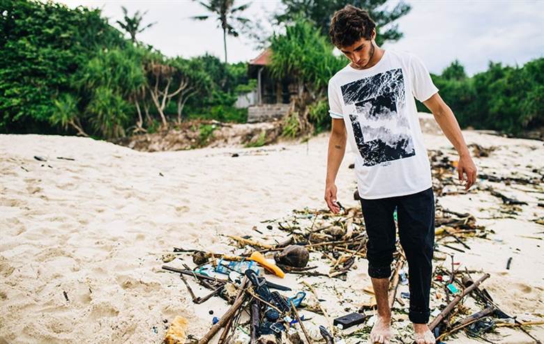 O’Neill signs up to recycled ocean waste project