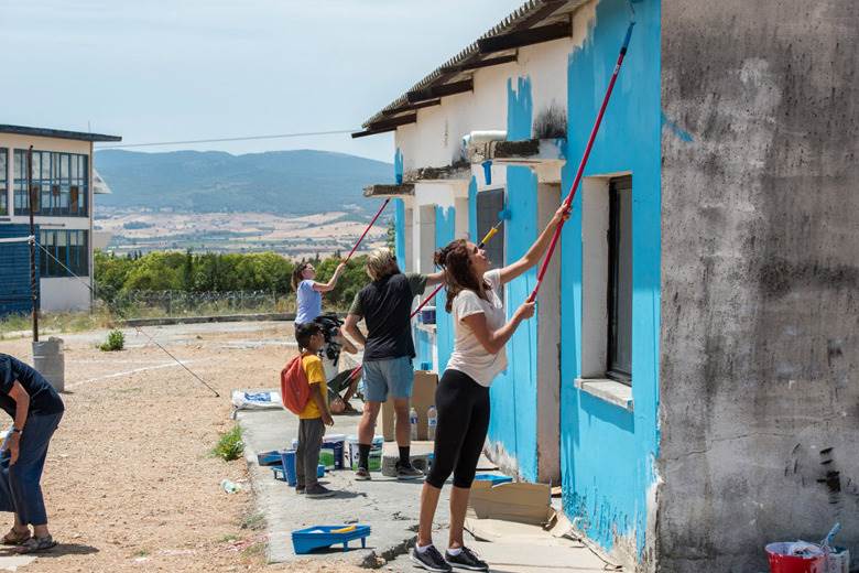 Reef donates to refugee education programme                                                                                                                                                             