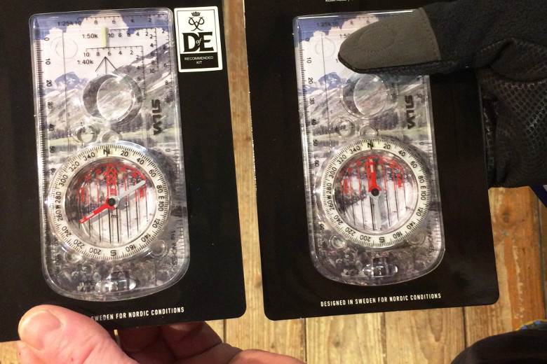 Mountaineering body issues warning about magnetic fasteners                                                                                                                                             