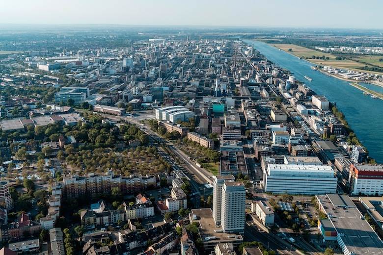 Low water levels in the Rhine affect BASF results                                                                                                                                                       