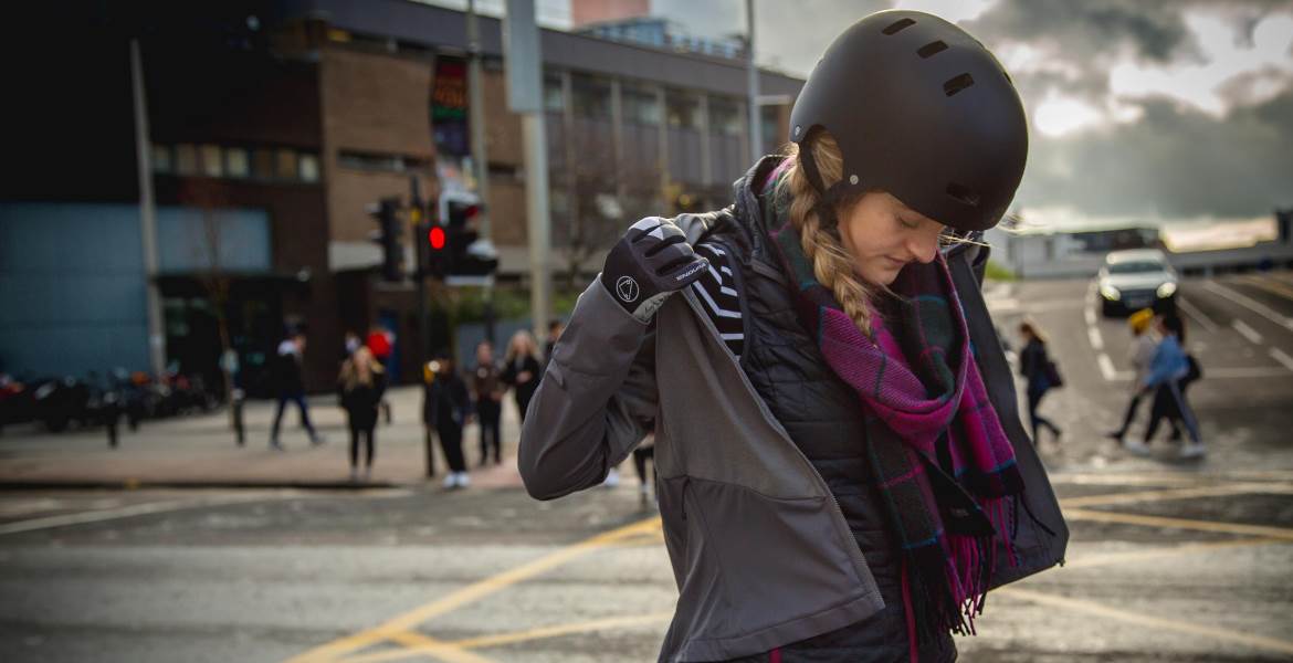 Endura peddles city cycling message