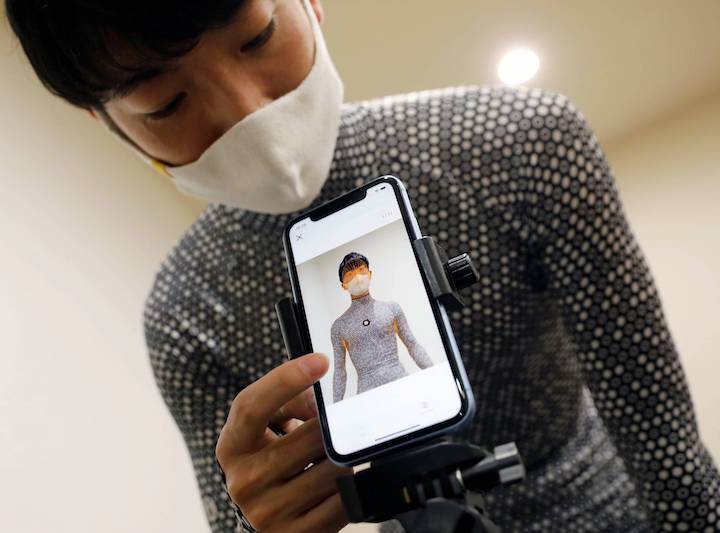 Japanese body-measuring ‘Zozosuit’ reborn