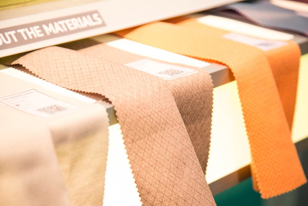 5,000 visitors on Performance Days' first day