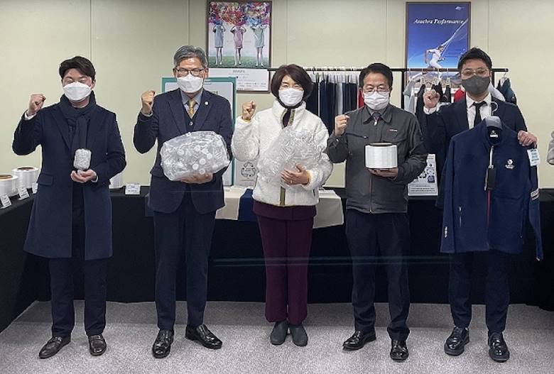 South Korean environment minister checks on K-rPET’s progress