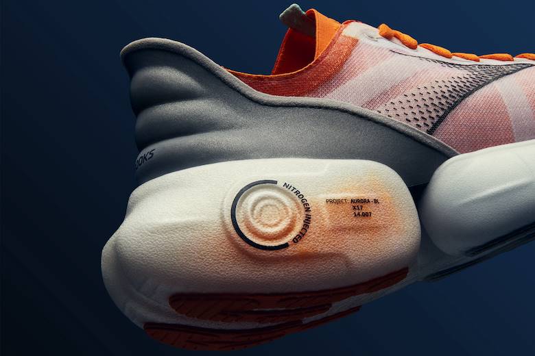 Brooks runs with nitrogen-injected midsoles
