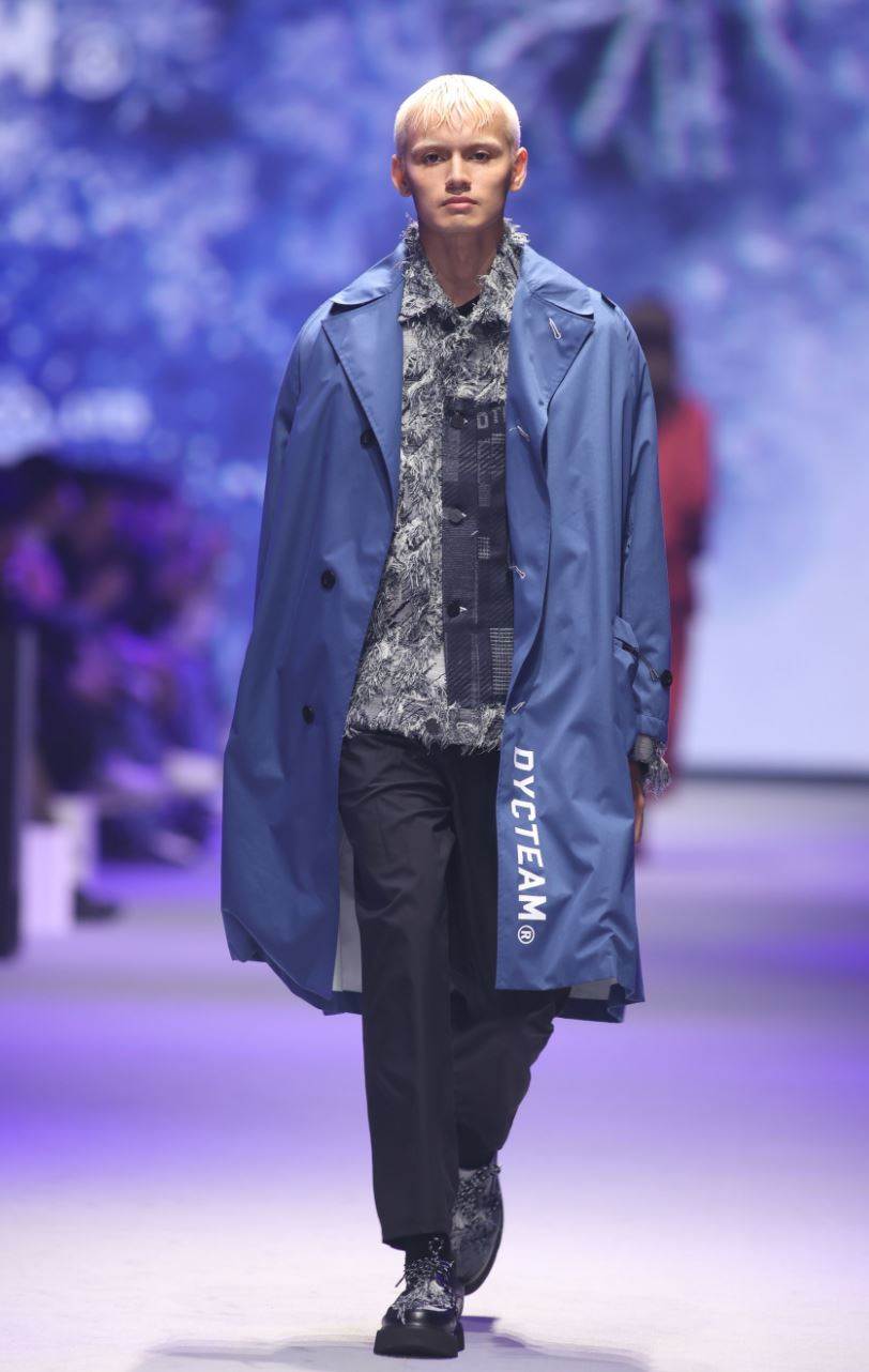 Catwalk showcase for Taiwan’s performance textile makers