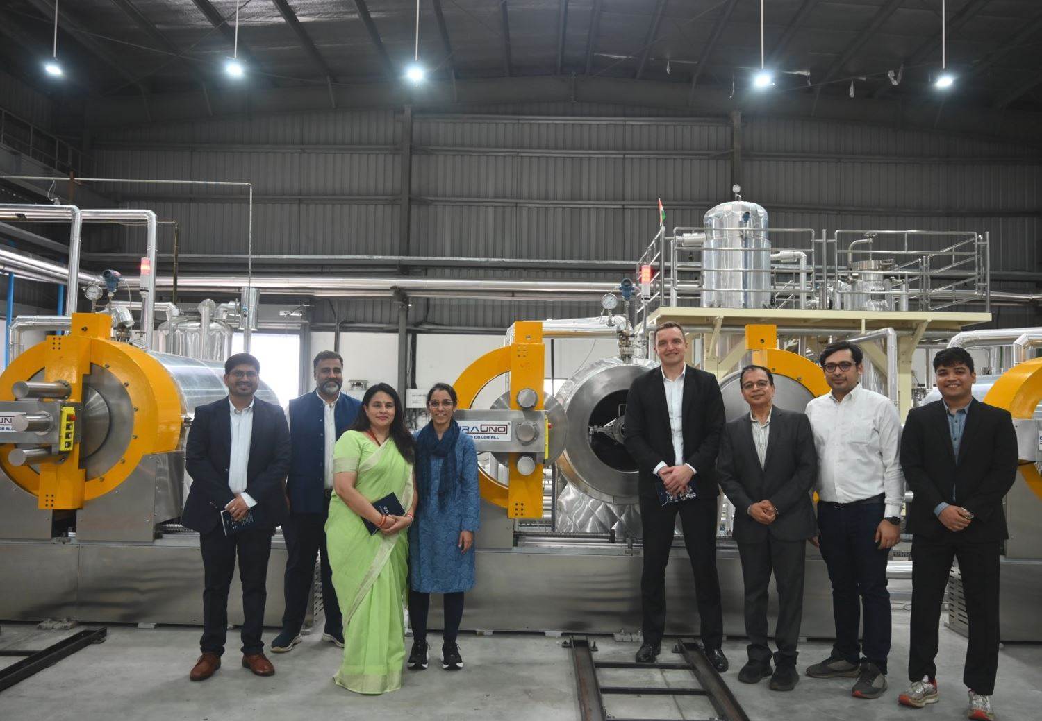 H&M backs India’s first supercritical CO2 dyeing machine