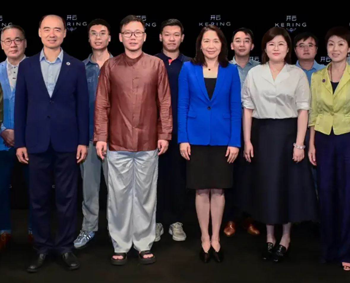 Waterless dye processes among Kering competition finalists