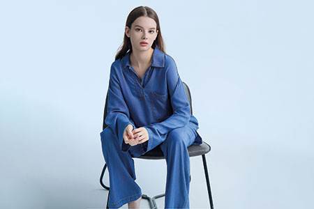 Biotech dyes in the starting blocks