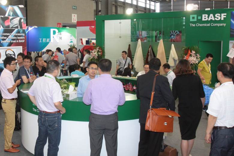 Industry en route to Shanghai