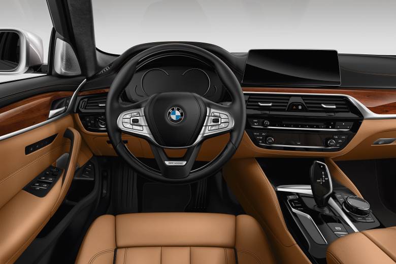 BMW achieved record sales in first quarter