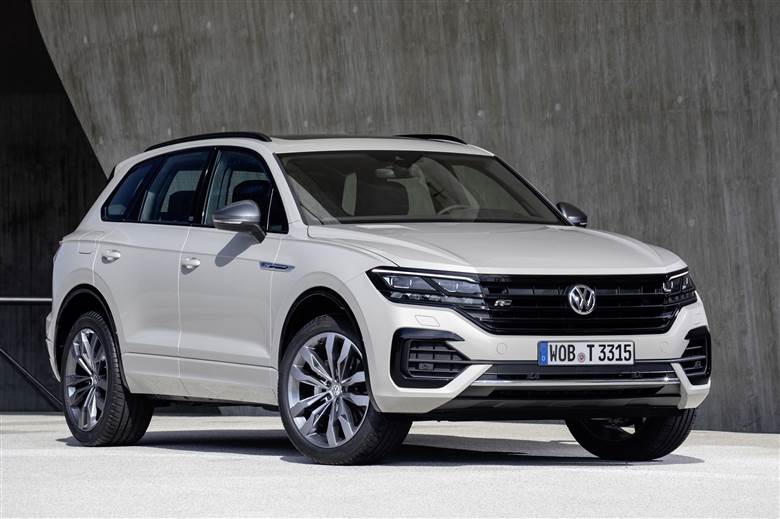 Difficult first half for automotive manufacturers