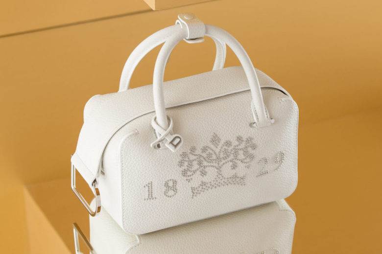 Special font will offer extra heritage touch, Delvaux says