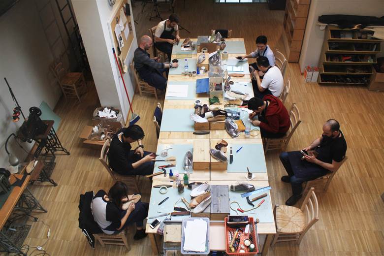 Stefano Bemer and Scuola del Cuoio offer shoemaking course