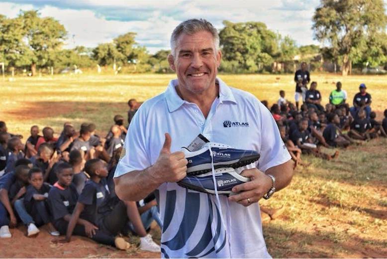 World Cup winner gives thumbs-up to Zambian rugby boots