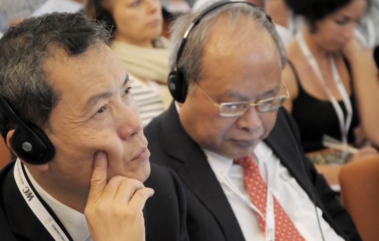 Su Chaoying receives award for contribution to China’s leather industry