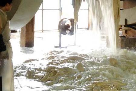 Management of water-use in tanneries - leather, world leather