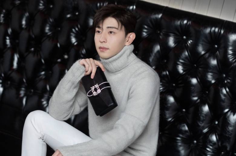 530 million-plus views in 12 hours: Roger Vivier taps Deng Lun