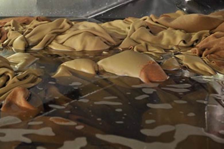 Market Intelligence: optimists and pessimists