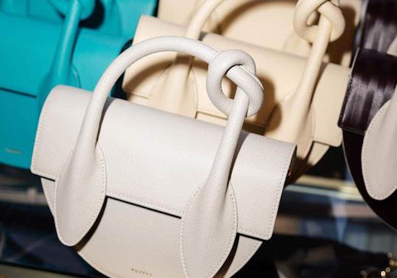 Weibo breakthrough will make small bag brand a big hit in China