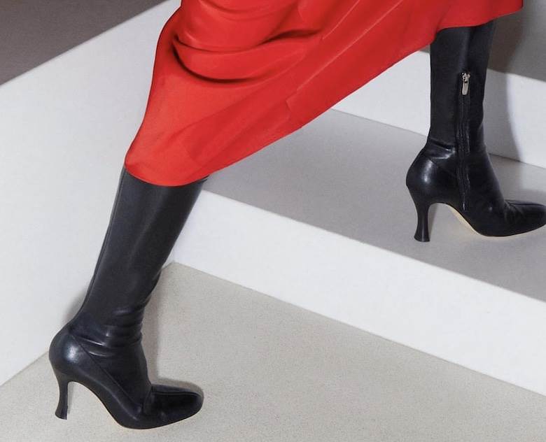 Italian ‘guests of honour’ begin to land in Hainan