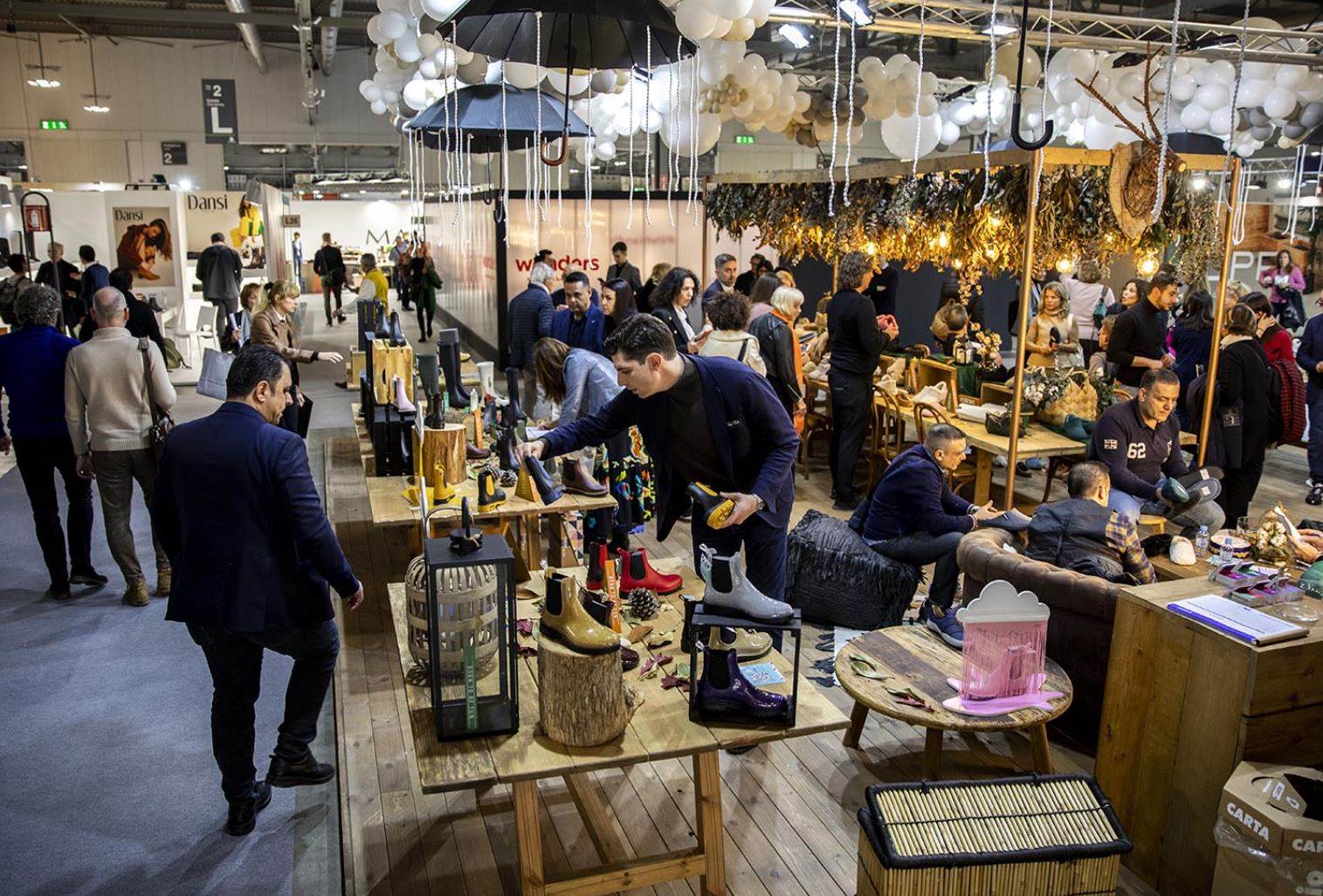 Mixed results for Italian shoemakers