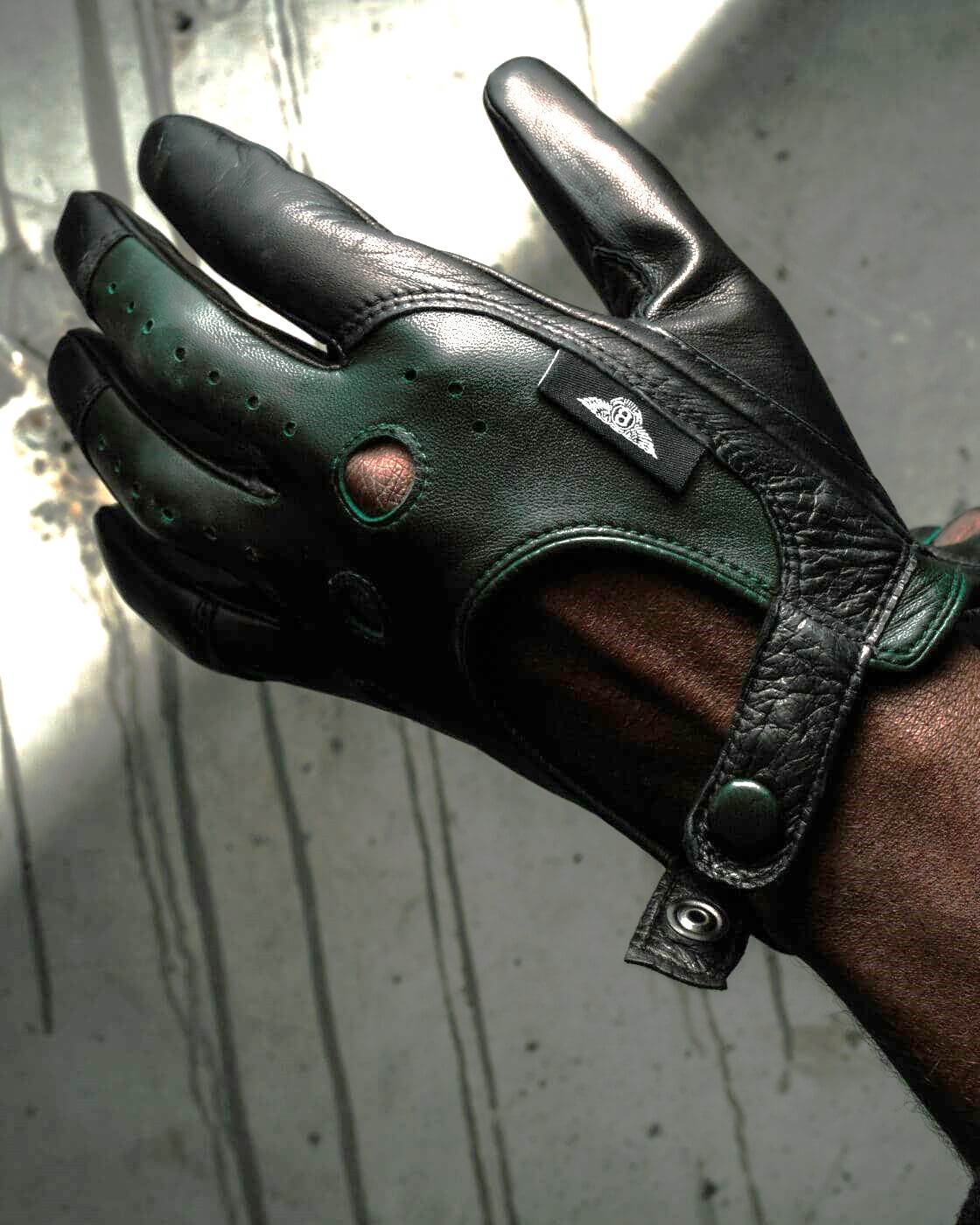 Bentley Motors driving gloves celebrate Continental GT milestone