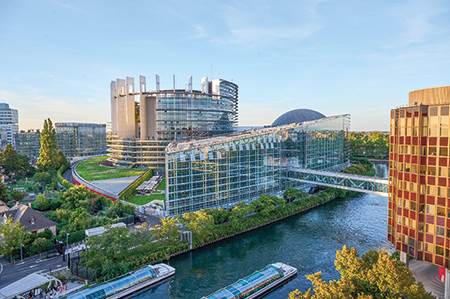 Traceability 2025: an ambition too far                                                                                                                                                                  