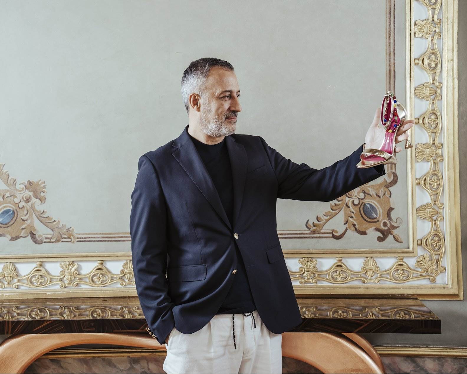 Re-election for APICCAPS president