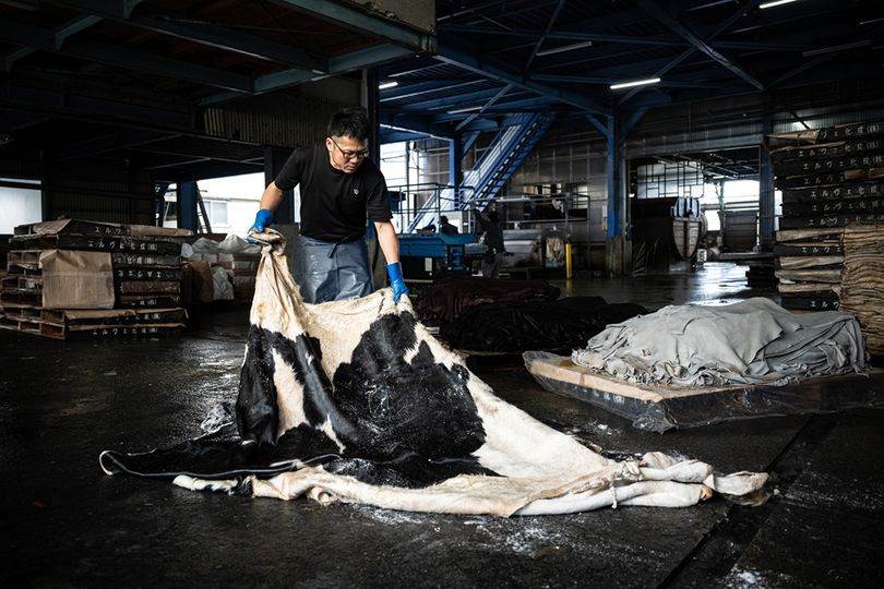 Tokyo exhibition highlights leather through photography