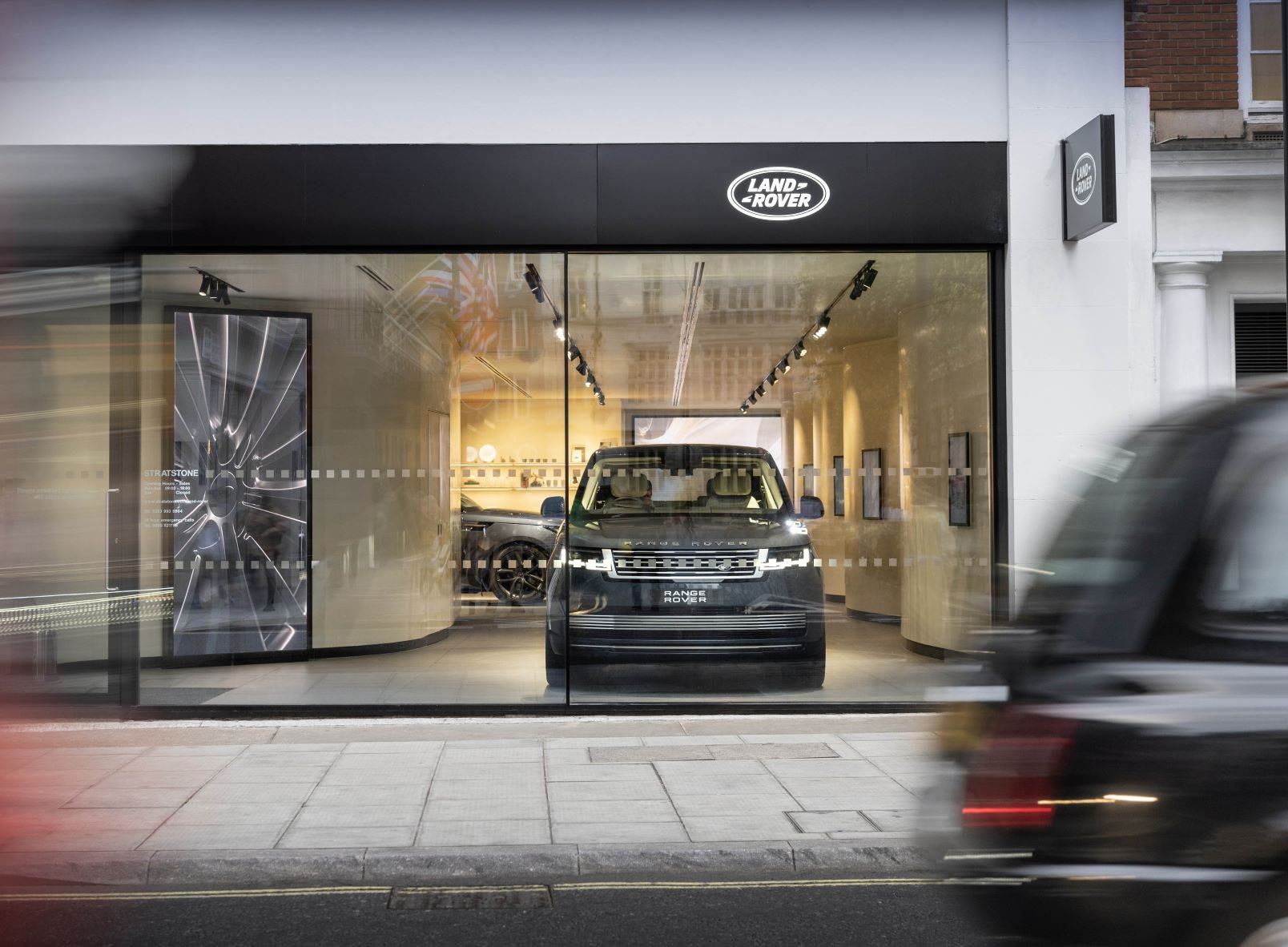 Double-digit sales growth for Jaguar Land Rover