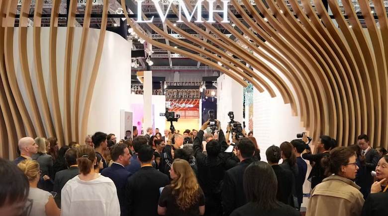 LVMH pays tribute to Chinese consumers at CIIE 2025