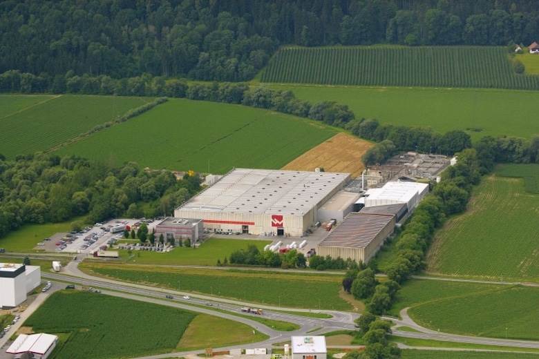 Wollsdorf Leather goes into administration