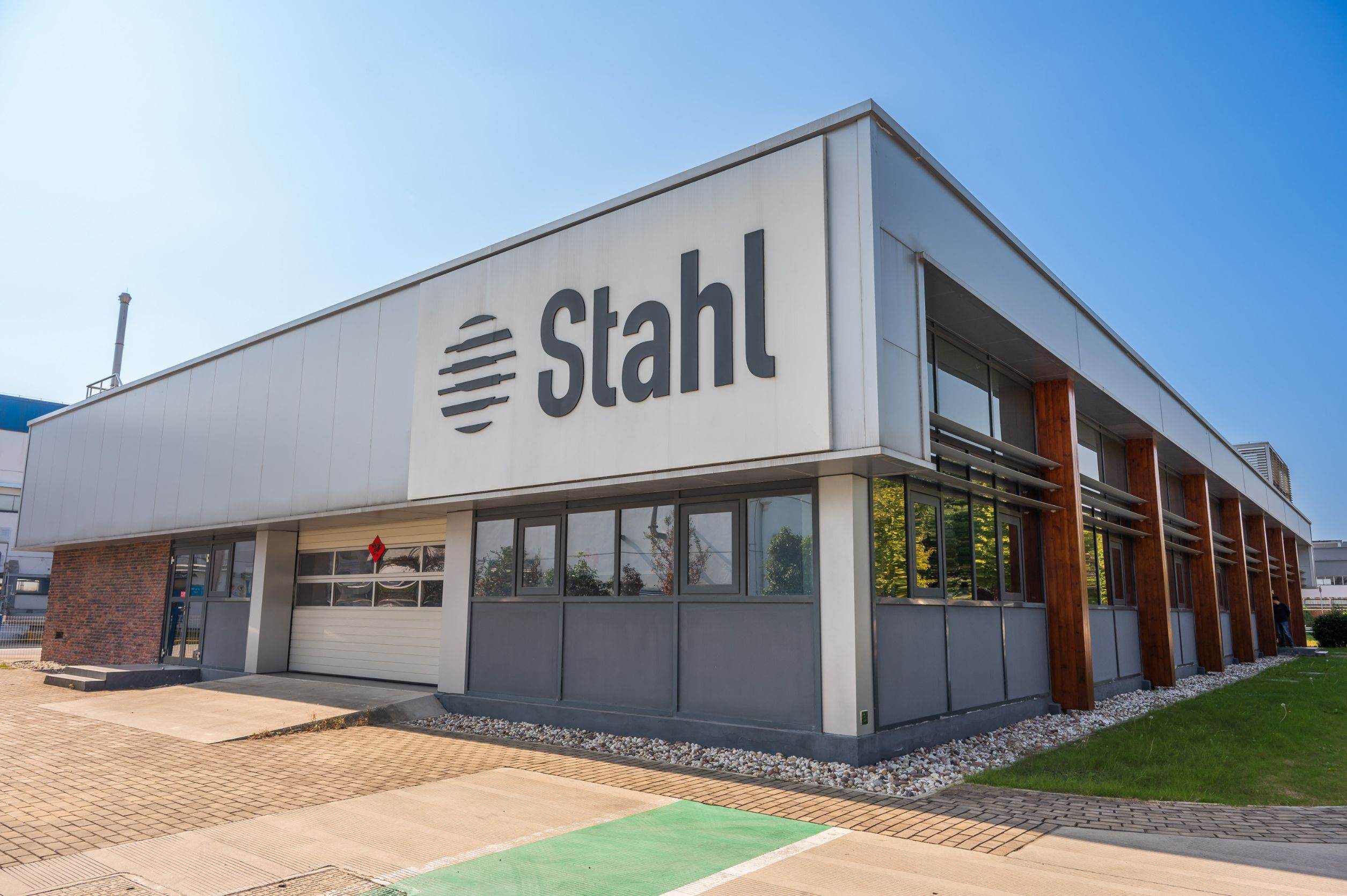 Henkel agrees to acquire Stahl