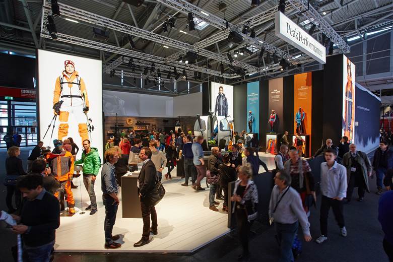 Self-lacing shoe and flashing ski boot among ISPO winners