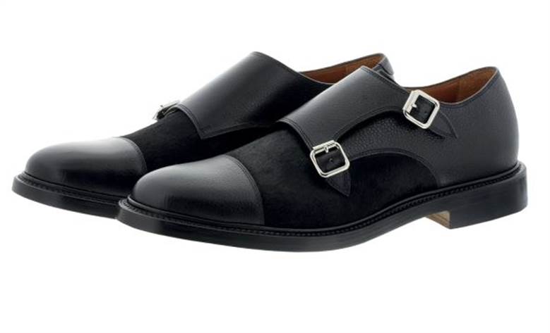 Italian shoe brand partners Manchester United