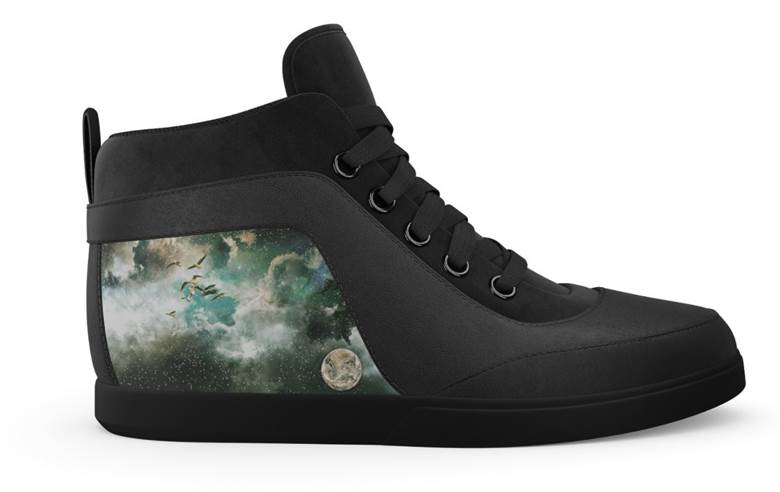 'Digital' shoes to display videos via an app