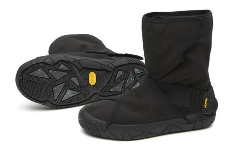 Vibram’s wrapping shoe is now fully waterproof - footwearbiz: Lea