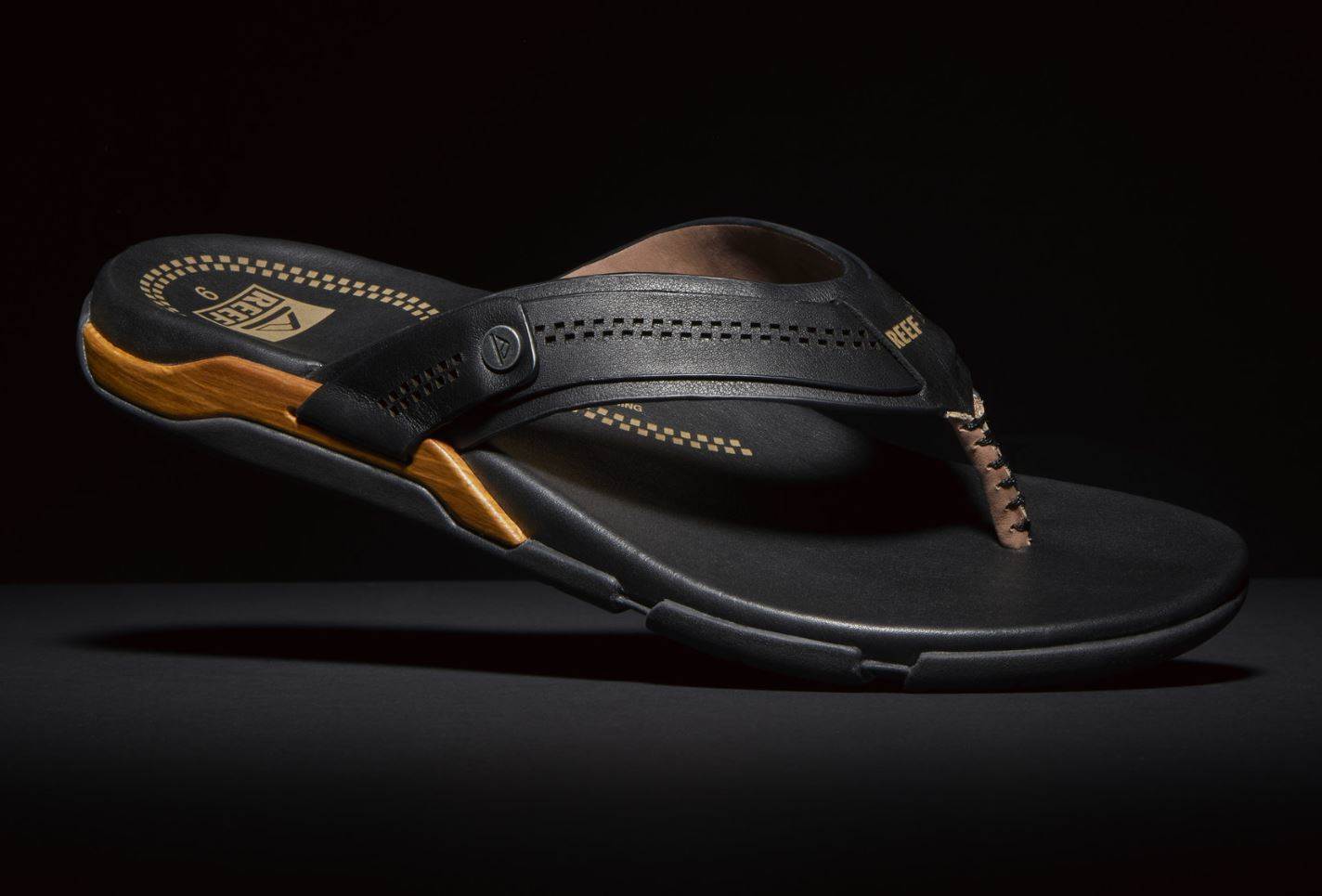 Reef’s wooden sandal inspired by furniture design