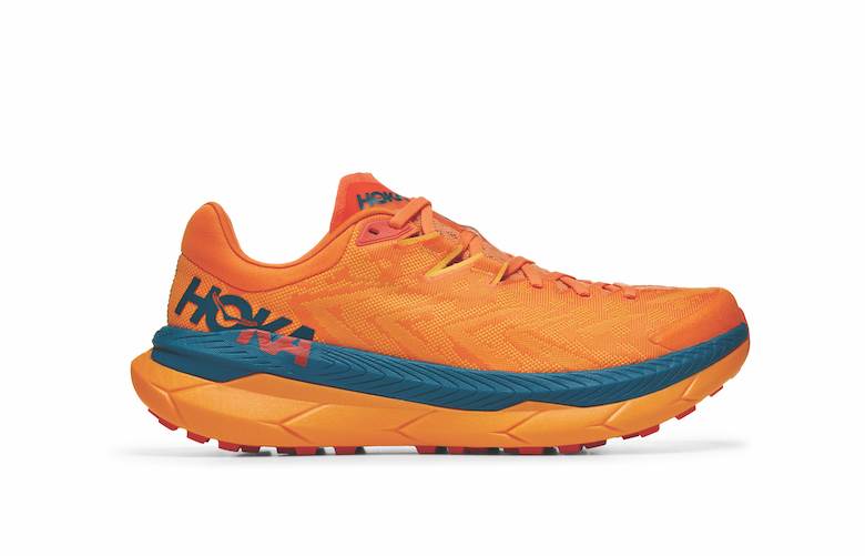 Trail running shoe with carbon plates from Hoka