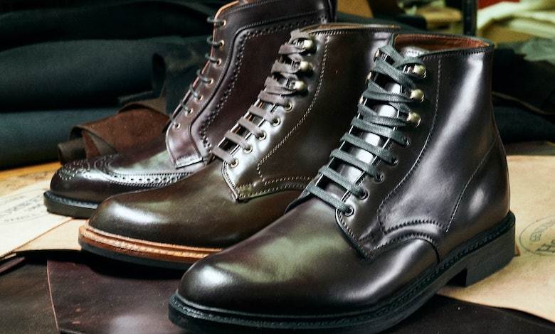 Holiday-season upturn leaves Caleres confident about record results