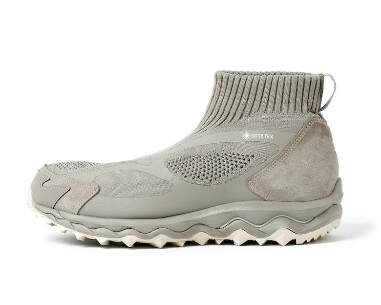 Nonnative offers laceless take on Mizuno runners