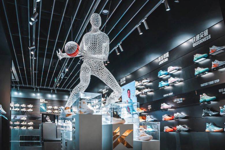 Anta celebrates first Chinese concept boutique