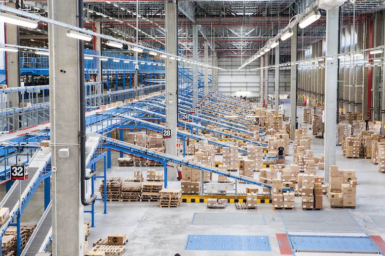 Footwear and accessories part of Inditex logistics plans