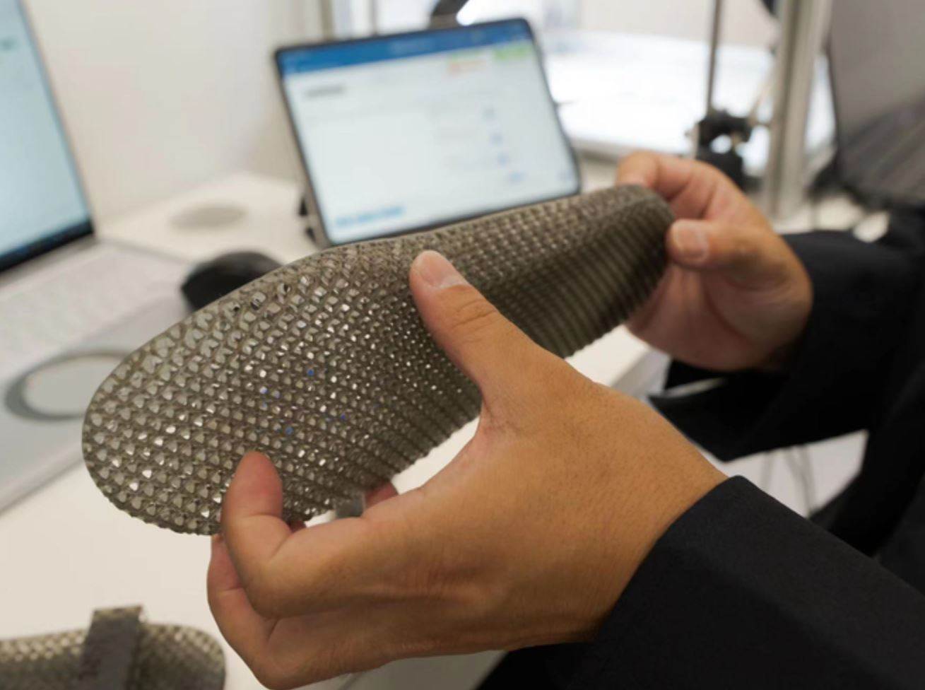 Asics to roll-out 3D printed insoles