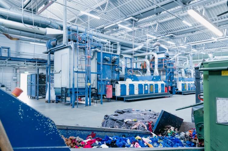 Soex seeks investor amid insolvency