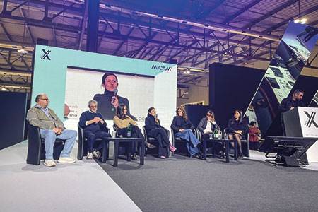 SMEs weigh data burden - footwearbiz, world footwear