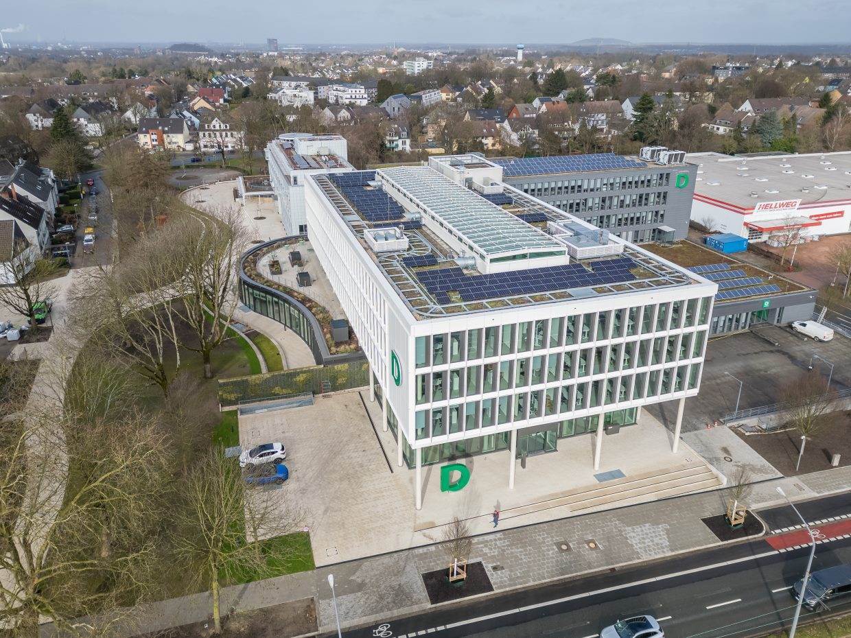 Deichmann invests in future with modern headquarters